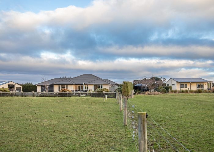  at 128 Millwood Glen, Mill Road