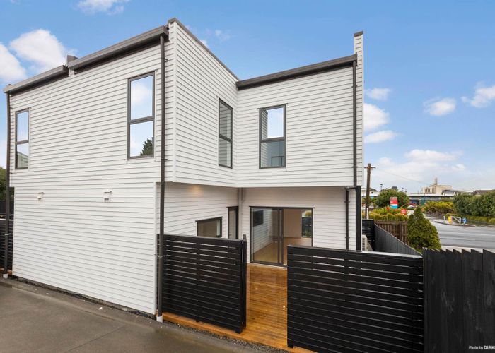  at 690B Mount Albert Road, Royal Oak, Auckland