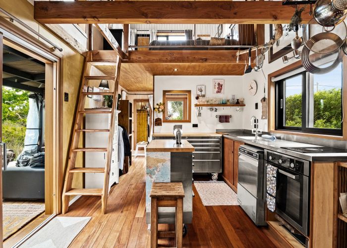  at 8 Beach Road, Long Beach, Dunedin, Otago