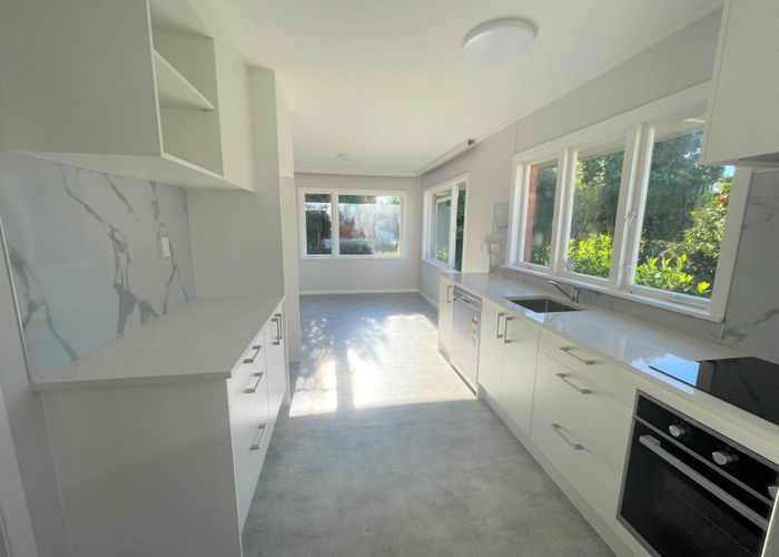  at 16 Tindall Crescent, Otara, Auckland