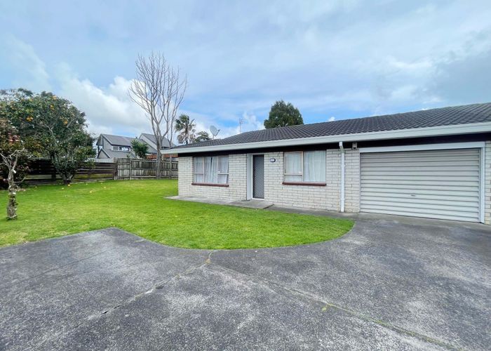  at 18B Challen Close, Conifer Grove, Papakura, Auckland