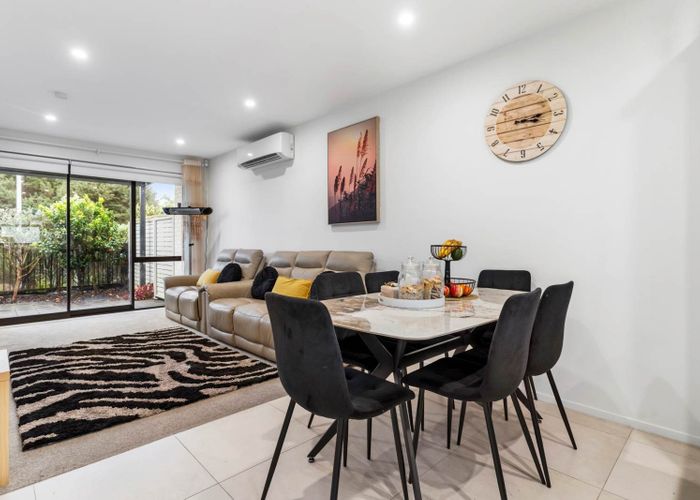  at 16 Rorida Lane, Flat Bush, Manukau City, Auckland