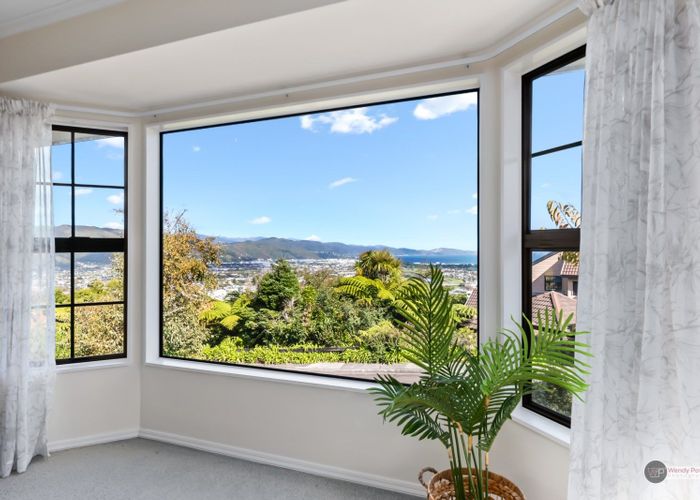  at 94 Viewmont Drive, Harbour View, Lower Hutt