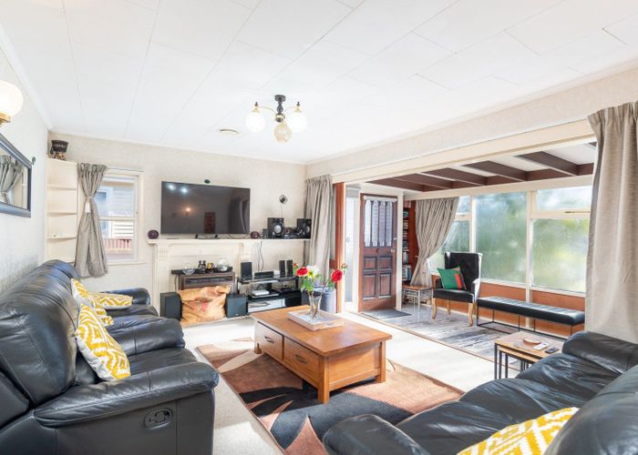  at 15 Hay Street, Wainuiomata, Lower Hutt, Wellington