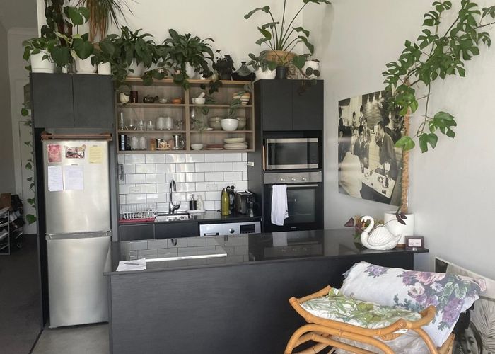  at 302/3 Morningside Drive, Morningside, Auckland City, Auckland