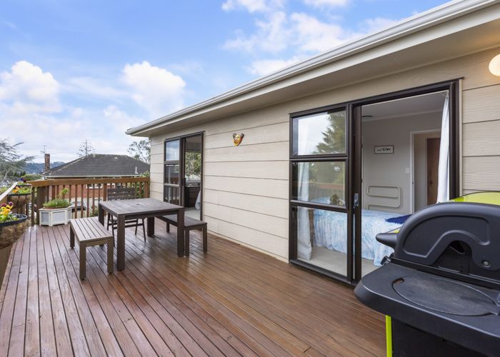  at 2/13 Mayall Avenue, Beach Haven, Auckland