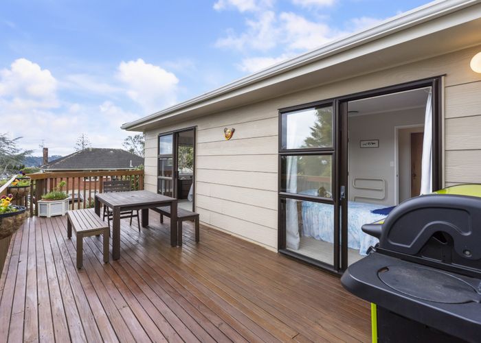  at 2/13 Mayall Avenue, Beach Haven, North Shore City, Auckland