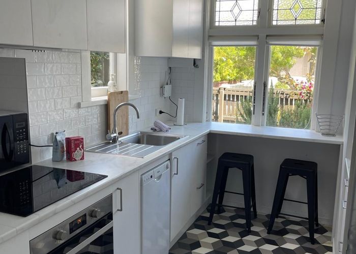  at 8A Macky Avenue, Devonport, North Shore City, Auckland