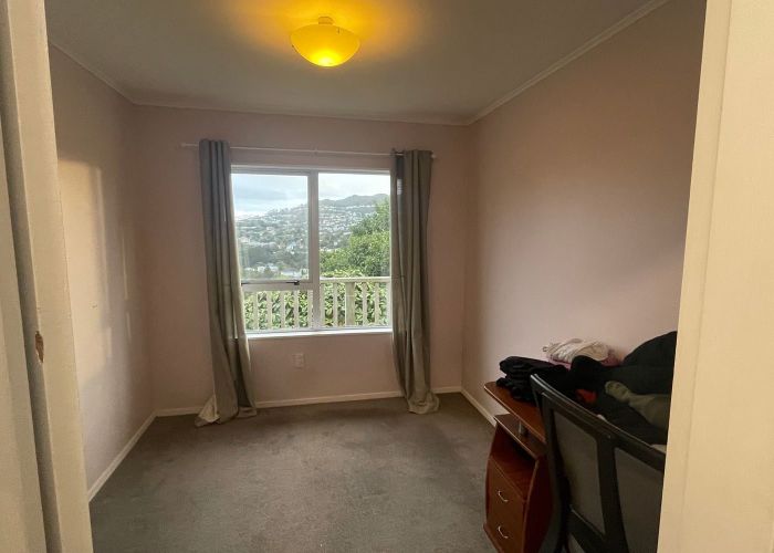  at 16 Evesham Place, Newlands, Wellington, Wellington