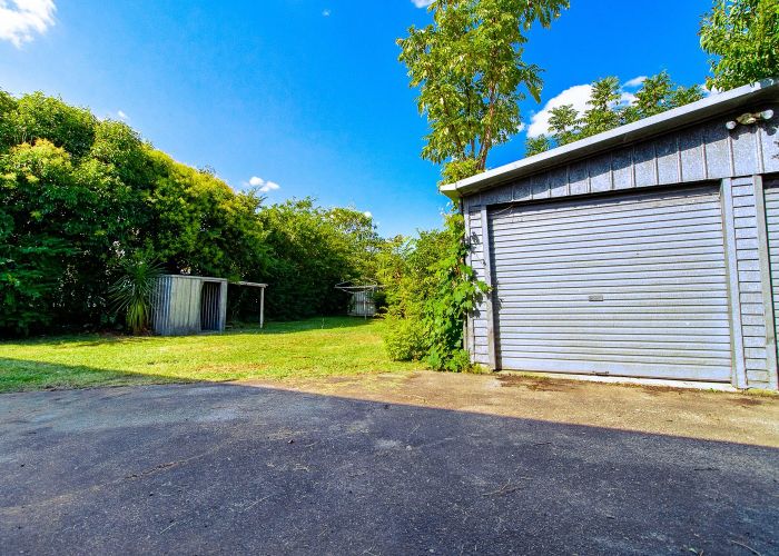  at 272 Fox Street, Hamilton East, Hamilton