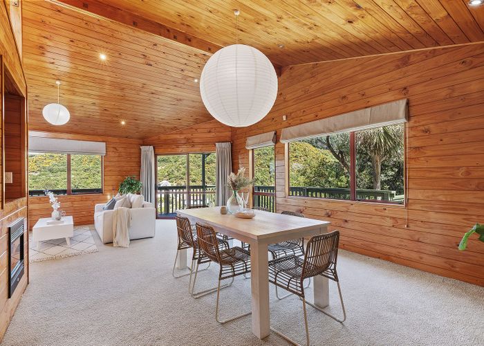  at 14A Domanski Crescent, Owhiro Bay, Wellington