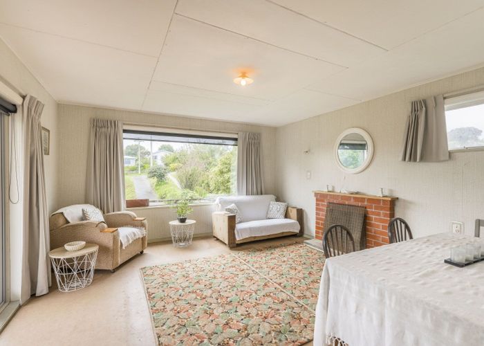  at 9 Kaka Road, Raumati Beach, Paraparaumu