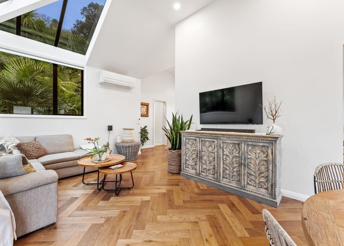  at 10 Zita Avenue, Matakatia Bay, Rodney, Auckland