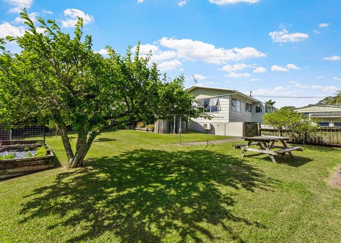  at 27 Penton Road, Stanmore Bay, Rodney, Auckland