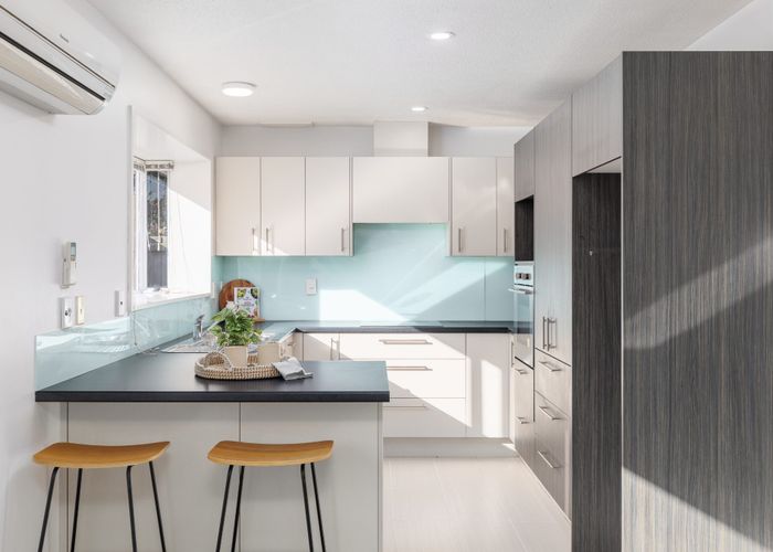  at 2/52A Berkshire Drive, Avonhead, Christchurch City, Canterbury
