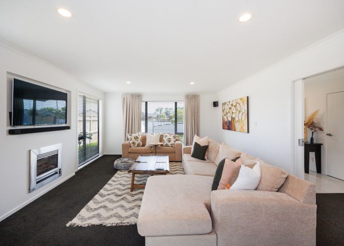  at 94 Rosalie Terrace, Kelvin Grove, Palmerston North, Manawatu / Whanganui