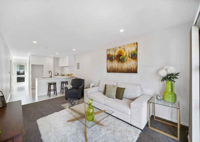  at 6/25A Vine Street, Mangere East, Manukau City, Auckland