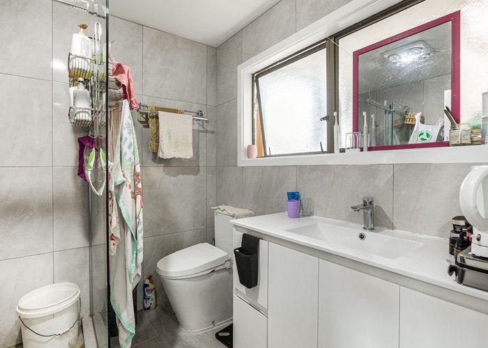  at 11 Jillteresa Cres, Half Moon Bay, Manukau City, Auckland
