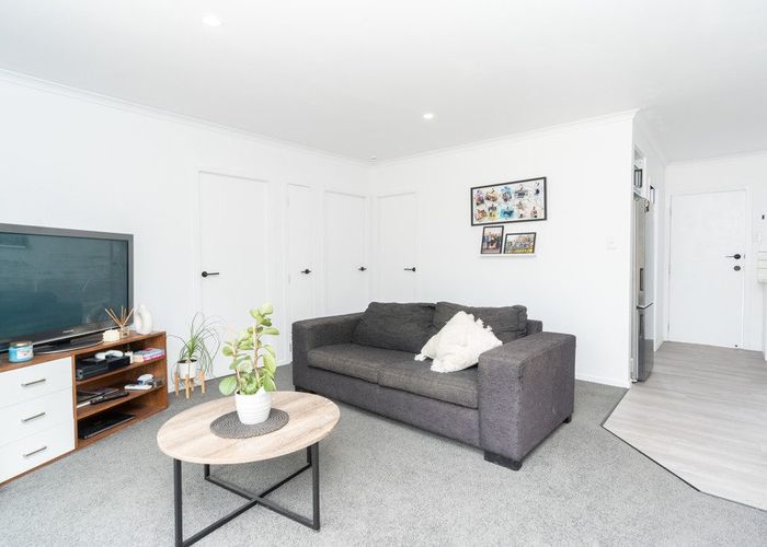  at 8B Lee Place, Bader, Hamilton
