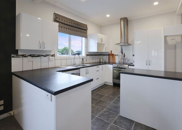  at 114 Chalmers Avenue, Hampstead, Ashburton