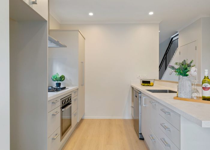  at 55 Matairangi Avenue, Totara Heights, Manukau City, Auckland