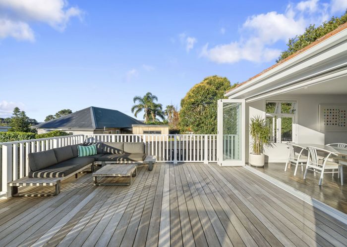  at 58 Wainui Avenue, Point Chevalier, Auckland City, Auckland
