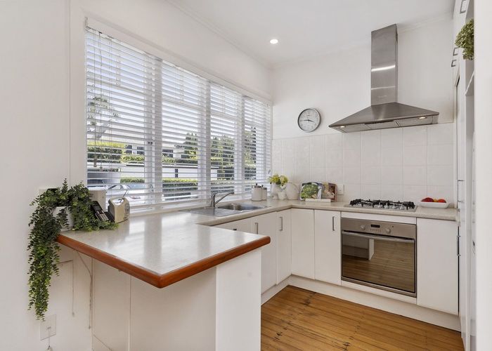  at 4/19 Eltham Road, Kohimarama, Auckland City, Auckland