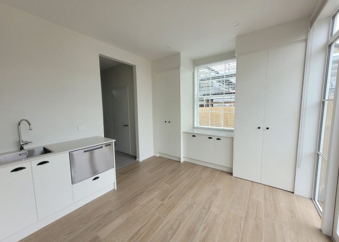  at 1/11 Bunyan Street, Waltham, Christchurch City, Canterbury