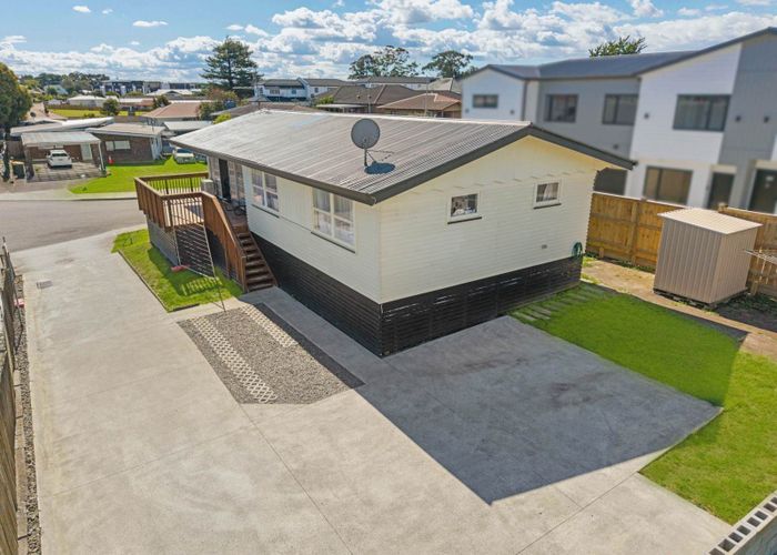  at 4 Ross Avenue, Papatoetoe, Manukau City, Auckland