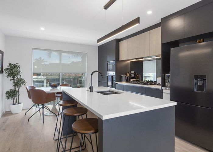  at 4/4 Jutland Rd, Hauraki, Auckland