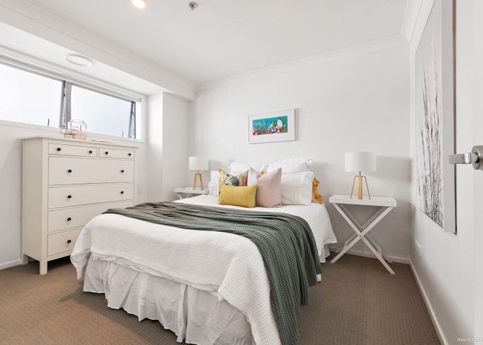  at 2G/33 Mackelvie Street, Grey Lynn, Auckland