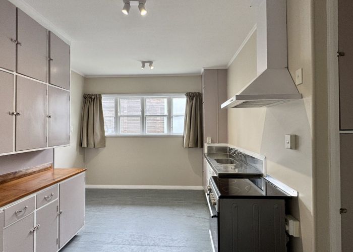  at 31 Cambourne Road, Sandringham, Auckland