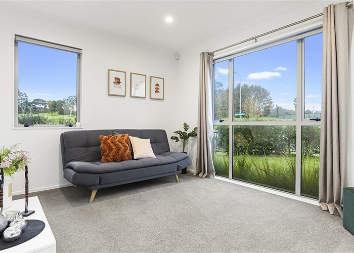  at 39 Forbes Mccammon Drive, Swanson, Auckland