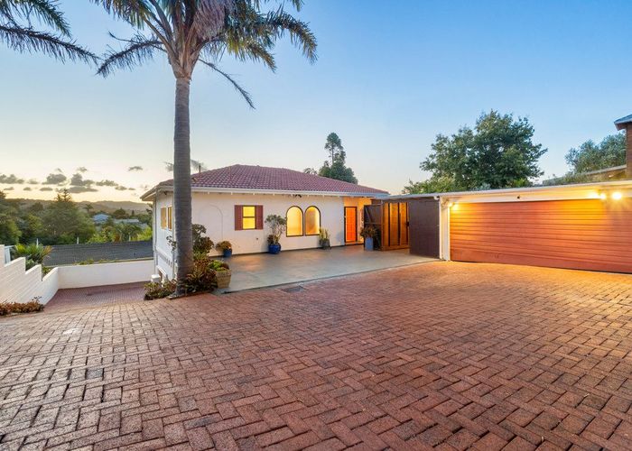  at 1/269 Titirangi Road, Titirangi, Waitakere City, Auckland