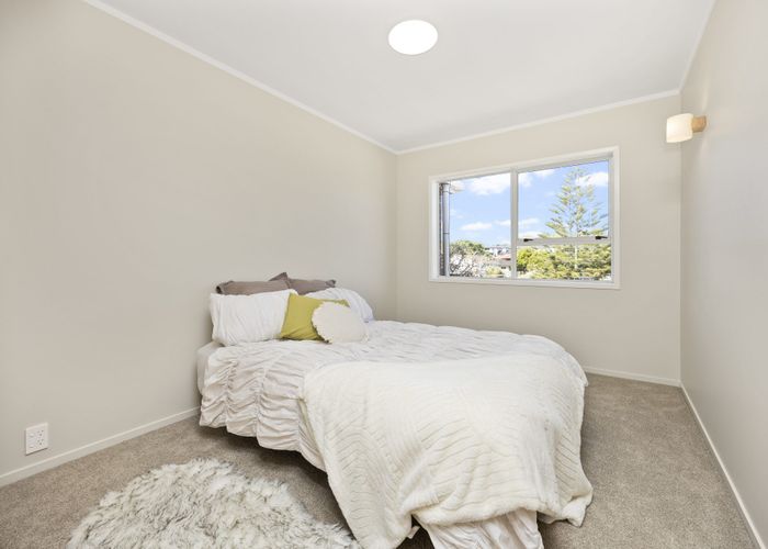  at 11/16 Willerton Avenue, New Lynn, Waitakere City, Auckland
