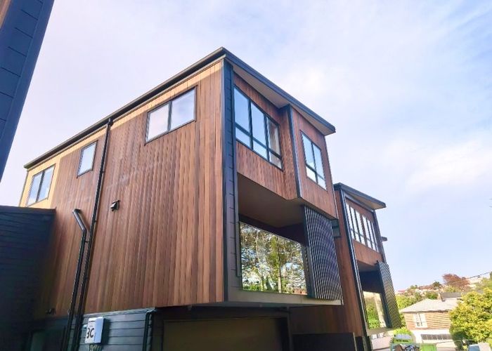  at 3 Rangiora Road,, Greenlane, Auckland City, Auckland
