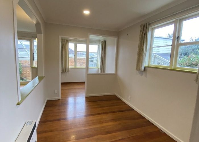  at 1/17 Otakau Road, Milford, North Shore City, Auckland