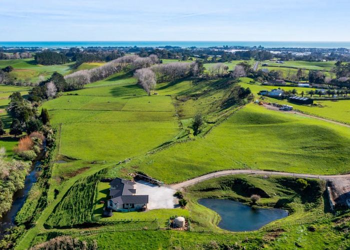  at 326 Paraite Road, Paraite, New Plymouth