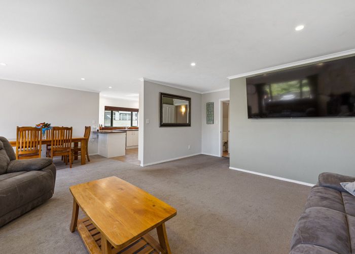  at 3 Antrim Place, Rangatira Park, Taupo