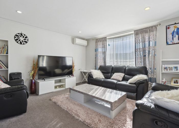  at 1 James Nairn Grove, Riverstone Terraces, Upper Hutt, Wellington