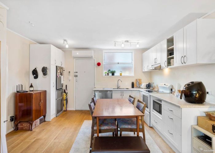  at 2/11 Lovelock Avenue, Mount Eden, Auckland