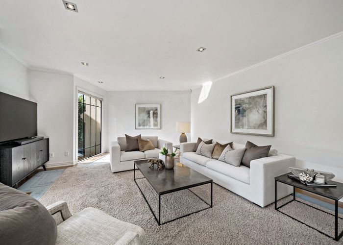  at 19 Maui Grove, Remuera, Auckland