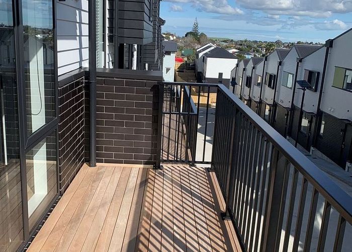  at 24 Panoni Lane, Howick, Manukau City, Auckland