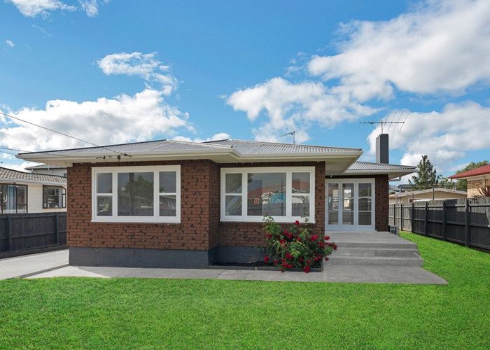  at 6 Grebe Street, Manurewa, Auckland