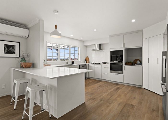  at 12 Ewan Place, Taradale, Napier, Hawke's Bay