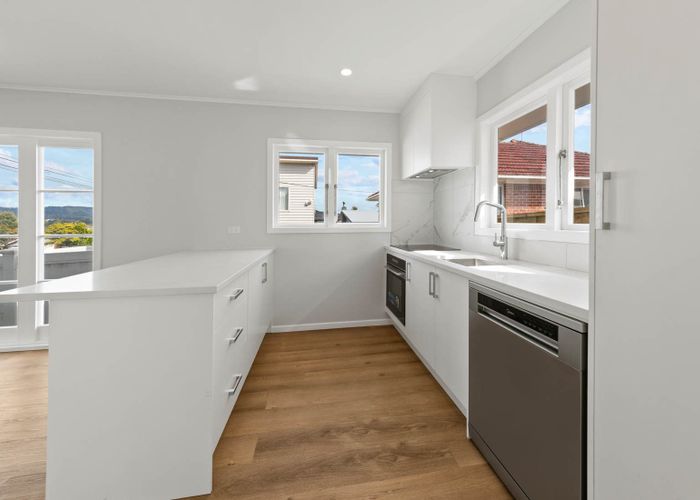  at 154A View Road, Sunnyvale, Waitakere City, Auckland