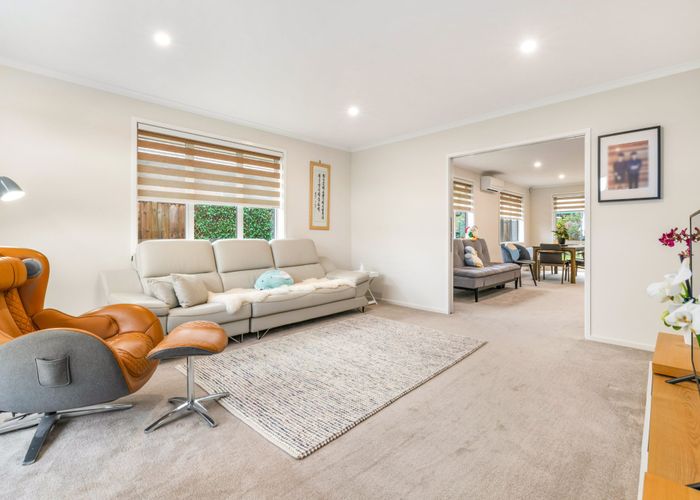  at 32 Waituarua Drive, Takanini, Auckland