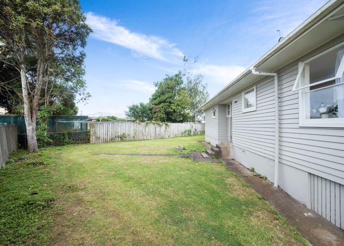  at 1/37 Mildmay Road, Henderson, Waitakere City, Auckland