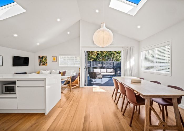  at 44 Huia Road, Point Chevalier, Auckland