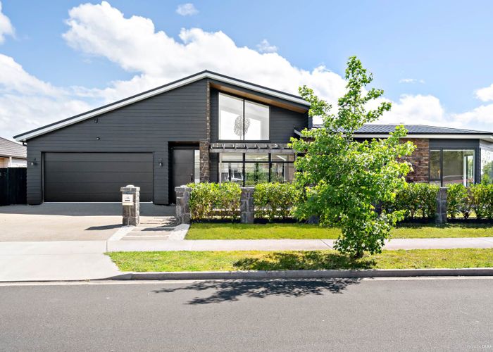  at 16 Brumbie Way, Karaka, Papakura